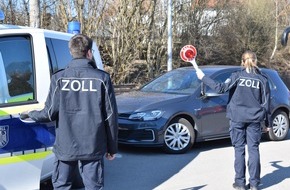 Hauptzollamt Augsburg: HZA-A: Taxi- und Mietwagenbranche unter die Lupe genommen/Augsburger Zoll führt regionale Sonderprüfung durch