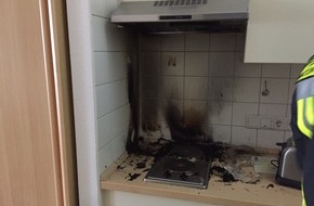 Feuerwehr Mönchengladbach: FW-MG: Brand im Altenheim, Bewohnerin mit Rauchgasvergiftung