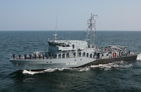 Presse- und Informationszentrum Marine: Marine - Pressemeldung / Pressetermin: Wechsel an der Spitze des  5. Minensuchgeschwaders (mit Bild)