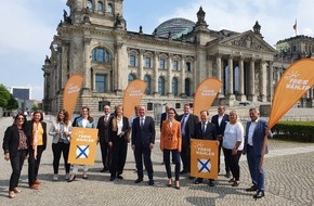 FREIE WÄHLER Bundesvereinigung: Bundestagswahl: FREIE WÄHLER wählen Hubert Aiwanger zum Spitzenkandidaten
