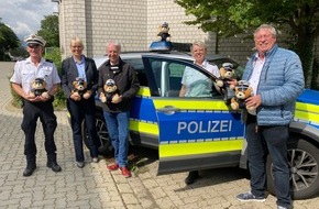Polizeiinspektion Goslar: POL-GS: Teddys als Tröster für Kinder / Spende der Scout-Stiftung an die Polizei Goslar