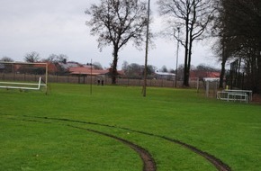 Polizeiinspektion Nienburg / Schaumburg: POL-NI: Vandalismus auf Sportplatz