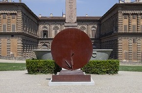 TDT AG: Weltkunst in der Hauptstadt der Schönheit: Die große Fritz-Koenig-Retrospektive in Florenz
