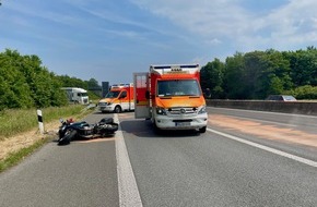 Feuerwehr Paderborn: FW Paderborn: Verkehrsunfall mit einem Motorrad auf der Bundesstraße 1
