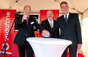 Vodafone GmbH: Turboschnelles Surfen in der weißen Stadt am Meer / - Vodafone schaltet ersten LTE-Standort in Heiligendamm / - Ziel für 2010: Über 1.000 Gemeinden in ganz Deutschland (mit Bild)