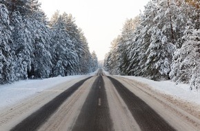 Touring Club Schweiz/Suisse/Svizzero - TCS: Winterliche Strassenverhältnisse: Praktische Tipps des TCS