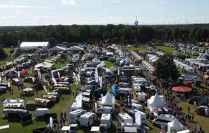 Unternehmensgruppe NOZ/mh:n: CARAVAN und CO 2025: Camping-Erlebnis auf der Messe mit Festival-Flair