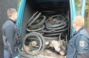 Bundespolizeiinspektion Flensburg: BPOL-FL: Ellund/Handewitt - Bundespolizei stellte 53 Fahrräder bei Ukrainern fest - Haft
