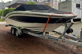 Polizeidirektion Hannover: POL-H: Zeugenaufruf: Täter stehlen Anhänger samt Sportboot in Wettmar - Polizei bittet um Hinweise