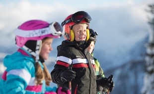 swissrent a sport: Totale Qualität für totales Pistenvergnügen: Ski oder Snowboard mieten - die smarte Variante (BILD)
