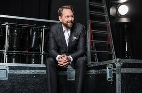 ZDF: "Gätjens großes Kino" / Steven Gätjen präsentiert eigenes Kinomagazin im ZDF (FOTO)