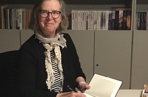 Spica Verlag GmbH: Nur immer in den Abgrund hinein