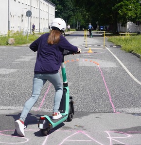 Zu wenig Sicherheit auf zwei R&auml;dern! - Deutsche Verkehrswacht unterst&uuml;tzt bundesweiten Polizei-Aktionstag &bdquo;sicher.mobil.leben&ldquo; am 28. April