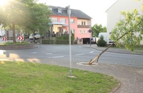 Polizeidirektion Trier: POL-PDTR: Verkehrsunfallflucht