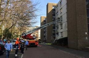 Feuerwehr Erkrath: FW-ME: Wohnungsbrand mit Menschenrettung