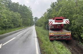 Polizeidirektion Landau: POL-PDLD: W&ouml;rth / Schaidt - Baukran auf Abwegen