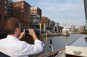 THW Landesverband Hamburg, Mecklenburg-Vorpommern, Schleswig-Holstein: THW-HH MV SH: Landeshelfervereinigung Hamburg und das THW Hamburg luden zur traditionellen Barkassenfahrt ein