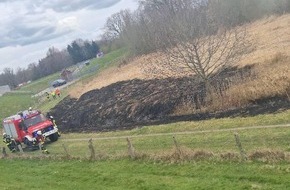 Polizeiinspektion Cuxhaven: POL-CUX: Zwei Br&auml;nde im Gr&uuml;nstreifen in kurzem Abstand in Hemmoor - Zeugenaufruf (Foto im Anhang)