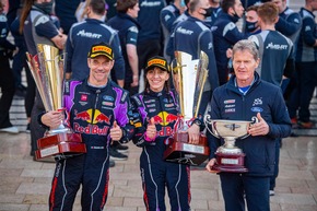 Rekordweltmeister Sébastien Loeb greift für M-Sport Ford bei der Rallye Portugal erneut ins Lenkrad