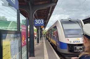 Bundespolizeiinspektion Bremen: BPOL-HB: Bundespolizei stellt Mann mit Messer im Zug. Ein teurer Verstoß: 1000,- EUR Zwangsgeld an Ort und Stelle eingezogen.