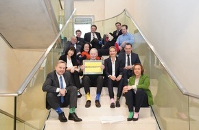 AfD-Fraktion im Deutschen Bundestag: AfD-Fraktion unterstützt Welt-Down-Syndrom-Tag