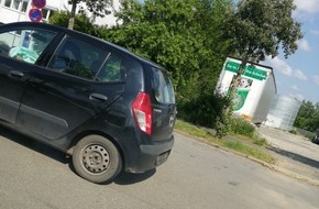 Polizeipräsidium Nordhessen - Kassel: POL-KS: Schwarzer Hyundai ohne Kennzeichen flüchtet nach Unfall: Zeuge machte Foto; Ermittler bitten um Hinweise
