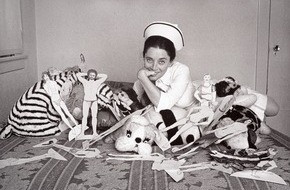 Kunstmuseum Liechtenstein: Pionierin der performativen Selbstinszenierung / Das Kunstmuseum Liechtenstein zeigt ab 27. M&auml;rz die erste Retrospektive von Eleanor Antin in Europa