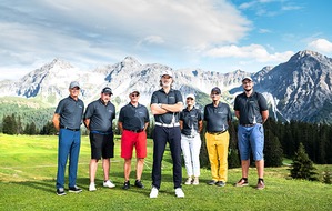 Graubünden Ferien: Bündner Golf Caddies: Eine Tradition lebt auf