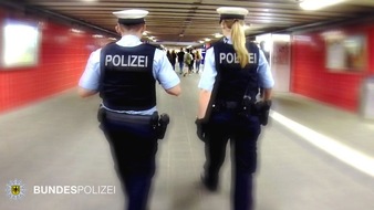 Bundespolizeidirektion München: Bundespolizeidirektion München: Zahlreiche Einsätze der Bundespolizei im bahnpolizeilichen Aufgabenbereich: Körperverletzungen / Festnahme / Mann mit Messer / Gleisabsuche