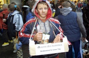 terre des hommes Deutschland e. V.: Vierzehnter Geburtstag der UN-Kinderrechtskonvention / "Straßenkind für einen Tag" / terre des hommes-Aktionstag unter Schirmherrschaft des Musikers Thomas D.