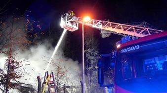 FW Celle: Gebäudebrand in Westercelle - Abschlussmeldung / Gesamtbericht