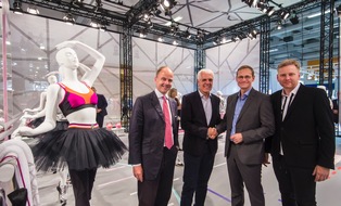Messe Berlin GmbH: Panorama Berlin: Berlin Regierender Bürgermeister Michael Müller besucht Europas größte Modemesse
