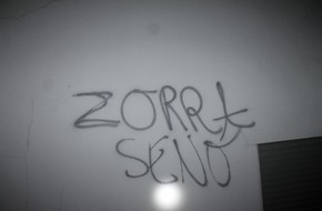 Kreispolizeibehörde Olpe: POL-OE: Hauswand mit den Worten "ZORRA SENO" besprüht
