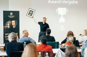 Khatrao Consulting GmbH: Golden Voice Academy: Über 1.000 Euro im Monat mit nur einem Auftrag als Sprecher