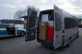 Polizeiinspektion Rotenburg: POL-ROW: ++ Auf der Hansalinie A1 - Transporter war überladen ++ Randalierer kommt in Polizeigewahrsam ++ 25-jähriger Autofahrer fährt trotz Fahrverbot ++ Wasserrohre im Keller beschädigt ++