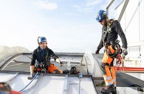 Industrie Kletterer Hamburg: Feuchte in der Gebäudesubstanz: Erkennen von verdeckten Leckstellen