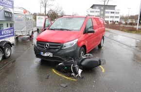 Polizei Rheinisch-Bergischer Kreis: POL-RBK: Rösrath - Kleinkraftrad beim Einfahren übersehen