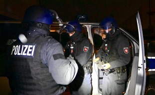 Polizeiinspektion Emsland/Grafschaft Bentheim: POL-EL: Großer Schlag gegen Organsierte Kriminalität - Dursuchungen und Festnahmen in mehreren Ländern