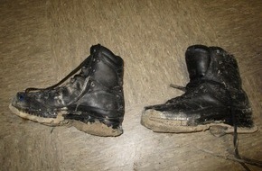 Kreispolizeibehörde Höxter: POL-HX: Einbruch in Lackierhalle - Schuhe und Pullover aufgefunden