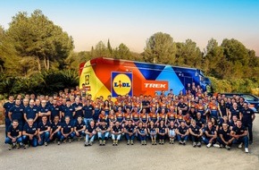 Lidl: Erfolgreicher Vertragsabschluss: Lidl erwirbt Mehrheitsbeteiligung an Lidl-Trek mit dem Ziel, das beste Radsportteam der Welt zu werden