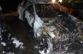 Polizei Minden-Lübbecke: POL-MI: Mercedes steht in Flammen - Verdacht der Brandstiftung