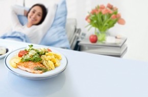 Kl&uuml;h Service Management GmbH: Spitzenplatzierung im Branchenranking / Kl&uuml;h Catering zum dreizehnten Mal in Folge Marktf&uuml;hrer im Care-Catering
