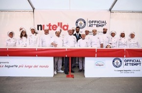 Ferrero Deutschland: Längstes Baguette (122,4 Meter) - nutella Frankreich und Italien brechen den Guinness Weltrekord