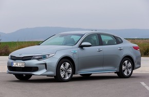 Kia Deutschland GmbH: Kia gibt Preise der Limousine Kia Optima Plug-in-Hybrid* bekannt: ab 37.490 Euro** inklusive Elektroprämie