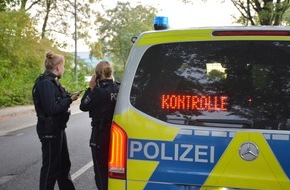 Polizei Mettmann: POL-ME: "Projekt Korrekt": Polizei führte Schwerpunktkontrollen zur Verkehrssicherheit durch - Kreis Mettmann - 2408115