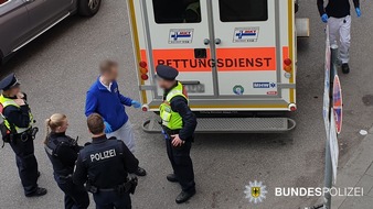 Bundespolizeidirektion München: Bundespolizeidirektion München: Abgebrochene Glasflasche ins Gesicht geschlagen