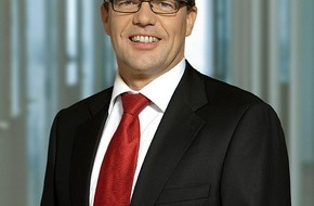 Santander Consumer Bank AG: Dr. Arnd Verleger ist zum 1. Oktober Vorstandsmitglied der Santander Consumer Bank / - Herr Dr. Verleger folgt Robert Wagner nach / - Vorstand dankt Herrn Wagner für erfolgreichen Einsatz (mit Bild)