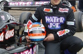 Water Joe: ,Water Joe' ist "Official Partner Team Rosberg" - ,Water Joe', das koffeinhaltige Mineralwasser ist als Hauptsponsor in die Deutsche Formel 3 Meisterschaft eingestiegen.