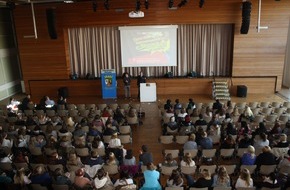 Polizeidirektion Ludwigshafen: POL-PDLU: Zweite Crash-Kurs Veranstaltung der Polizei Frankenthal am 14.11.2016