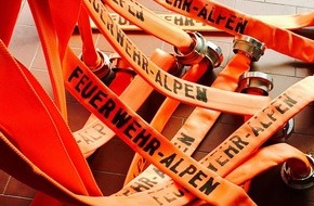 Freiwillige Feuerwehr Alpen: FW Alpen: Defekt an einer Wasserleitung